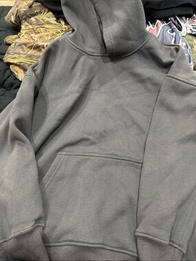 Classic Solid Hoodie in Charcoal Gray